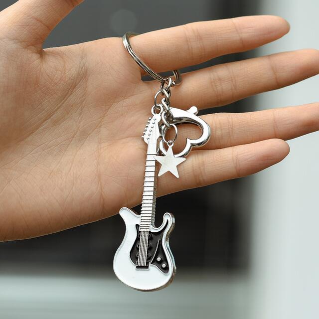 Wholesale Y2K Guitar Pentagram Zinc Alloy Keychain